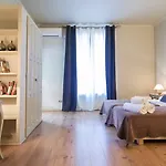 Guest house Bailen House 4*