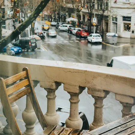 Bailen House Гостевой дом 3*