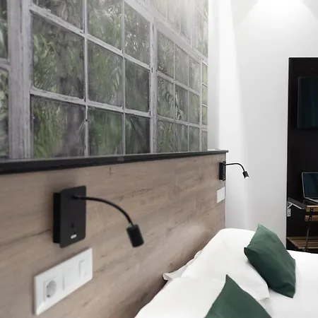 Bailén House 3*