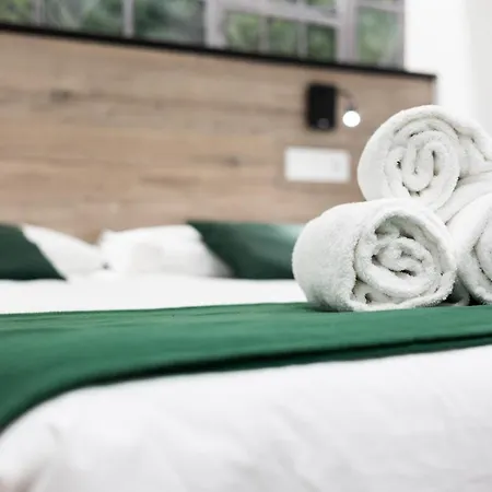 Bailen House Гостевой дом 3*