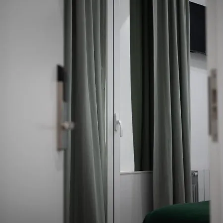 Bailén House 3*
