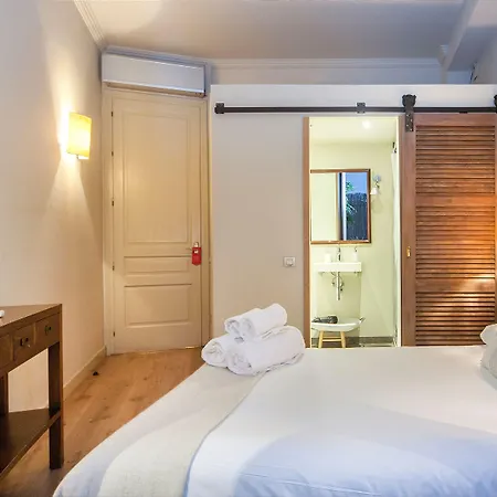 Pensionat Bailen House 4*